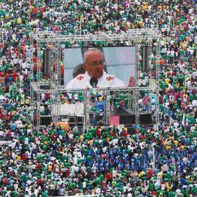 1235436_662769397078416_1357237373_n