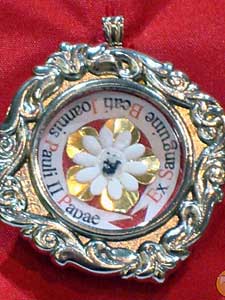 Relicário com sangue de João Paulo II